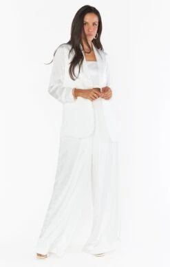 Show Me Your Mumu Felix Blazer ~ Ivory Luxe Satin 18 Show Me Your Mumu Felix Blazer ~ Ivory Luxe Satin -Show Me Your Mumu Sales BF2 5294 IV62 02
