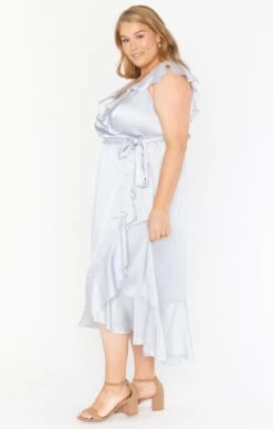 Show Me Your Mumu Samantha Ruffle Wrap Dress ~ Silver Luxe Satin 31 Show Me Your Mumu Samantha Ruffle Wrap Dress ~ Silver Luxe Satin -Show Me Your Mumu Sales BR0 0239NX SL62 02
