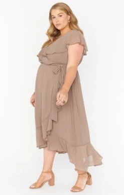 Show Me Your Mumu Jess Ruffle Midi Dress ~ Dune Chiffon 18 Show Me Your Mumu Jess Ruffle Midi Dress ~ Dune Chiffon -Show Me Your Mumu Sales BR0 0279X DU24 02