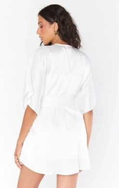 Show Me Your Mumu First Look Robe ~ Ivory Luxe Satin -Show Me Your Mumu Sales BR2 5316 IV62 05
