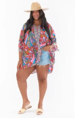 Show Me Your Mumu Peta Tunic ~ Positano Paisley -Show Me Your Mumu Sales CM2 112X ZR54 02 cb3df98b 5b3a 4c2c a27c b0b57926499b