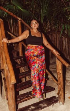 Show Me Your Mumu Irwin Pants ~ Garden Glow