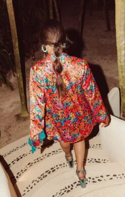 Show Me Your Mumu Felix Blazer ~ Garden Glow 9 Show Me Your Mumu Felix Blazer ~ Garden Glow -Show Me Your Mumu Sales DSC 3236 d77f21a7 a269 4201 8a07 f66276bff9ad