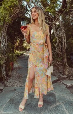 Show Me Your Mumu Claire Midi Dress ~ Groovy Blooms