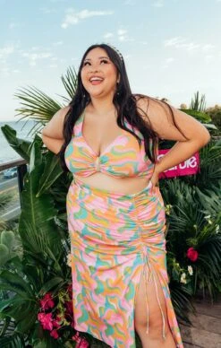 Show Me Your Mumu Krissy Skirt ~ Barbie™ Party Wave -Show Me Your Mumu Sales DSC 8560 4edd997c ae30 4e04 9ea5 8e80ca414bc0