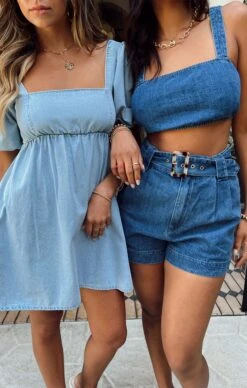 Show Me Your Mumu Alabama Crop Top ~ Bermuda Blue 10 Show Me Your Mumu Alabama Crop Top ~ Bermuda Blue -Show Me Your Mumu Sales E2B794F5 356B 4F4F A11A 4F689C8F8058