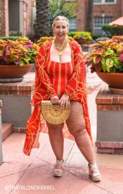 Show Me Your Mumu Jordana Cape ~ Off The Chain -Show Me Your Mumu Sales IMG 0463 aeec68e8 6cb7 4669 bd21 f5f1672aa33d