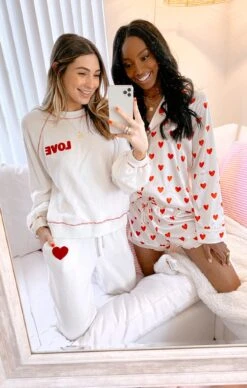 Show Me Your Mumu Swipe Left Sweatshirt ~ Loveland Graphic 13 Show Me Your Mumu Swipe Left Sweatshirt ~ Loveland Graphic -Show Me Your Mumu Sales IMG 0797