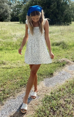 Show Me Your Mumu Odie Dress ~ Cornflower Blues 20 Show Me Your Mumu Odie Dress ~ Cornflower Blues -Show Me Your Mumu Sales IMG 25602