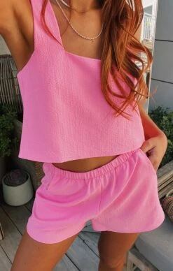 Show Me Your Mumu Tara Crop Top ~ Electric Pink