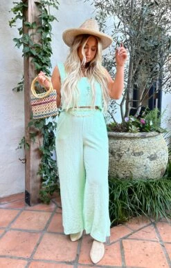 Show Me Your Mumu Kick Back Pants ~ Green Melon -Show Me Your Mumu Sales IMG 6380