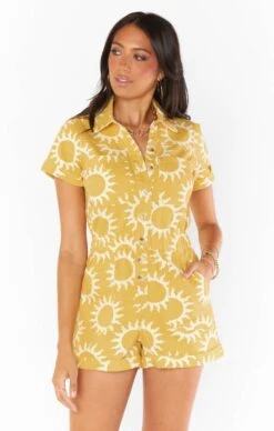 Show Me Your Mumu Cannon Romper ~ Paradise Sun Denim 10 Show Me Your Mumu Cannon Romper ~ Paradise Sun Denim -Show Me Your Mumu Sales MDM3 675 PS32 01 67452ed8 2e21 4e9c 9695 0f3bed72710c