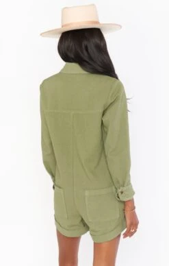 Show Me Your Mumu Tegan Jumper ~ Army Green -Show Me Your Mumu Sales MDR0 482 AR72 03