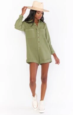 Show Me Your Mumu Tegan Jumper ~ Army Green -Show Me Your Mumu Sales MDR0 482 AR72 04