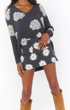 Show Me Your Mumu Rex Mini Skirt ~ Daisy Love -Show Me Your Mumu Sales MDS1 436 ID21 02