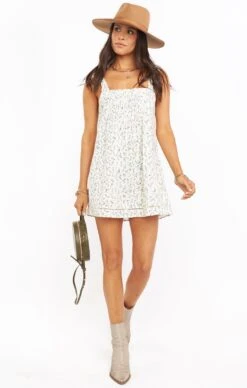 Show Me Your Mumu Odie Dress ~ Cornflower Blues 24 Show Me Your Mumu Odie Dress ~ Cornflower Blues -Show Me Your Mumu Sales MF0 4321 CB55 01