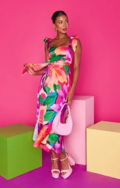 Show Me Your Mumu Garden Midi Dress ~ Water Lily -Show Me Your Mumu Sales MF3 5593 AG62 08