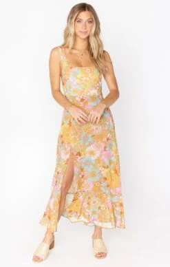 Show Me Your Mumu Claire Midi Dress ~ Groovy Blooms 13 Show Me Your Mumu Claire Midi Dress ~ Groovy Blooms -Show Me Your Mumu Sales MM1 5082 GB92 01 5