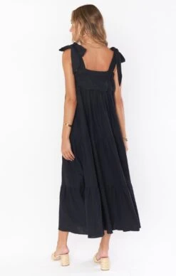 Show Me Your Mumu Arabella Maxi Dress ~ Black Linen -Show Me Your Mumu Sales MM3 5276 BL56 04