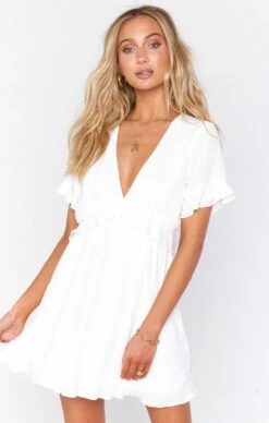 Show Me Your Mumu Virginia Dress ~ White Speckle Dots -Show Me Your Mumu Sales MS0 1758 WH59 01 72667184 9176 4c8f 806c 3704bd29eb67