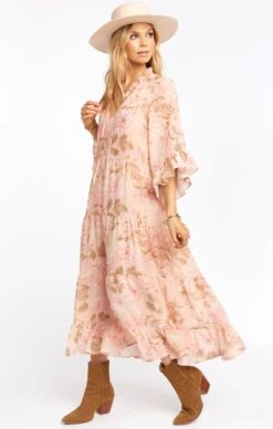 Show Me Your Mumu Viola Maxi Dress ~ Hydrangea Blooms -Show Me Your Mumu Sales MS0 4050 DF23 02