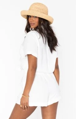 Show Me Your Mumu Disilvio Shorts ~ White Linen 15 Show Me Your Mumu Disilvio Shorts ~ White Linen -Show Me Your Mumu Sales MS0 4225 WH47 01 3