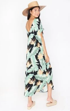 Show Me Your Mumu Worldly Caftan ~ Night In Paradise -Show Me Your Mumu Sales MS1 4798 NP07 01