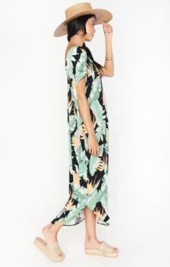 Show Me Your Mumu Worldly Caftan ~ Night In Paradise -Show Me Your Mumu Sales MS1 4798 NP07 01 2