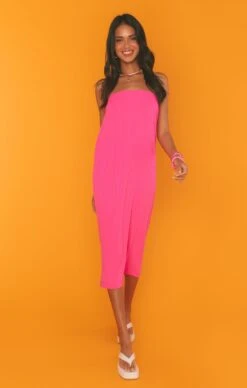 Show Me Your Mumu Elle Skirt ~ Hot Pink Rib Knit 10 Show Me Your Mumu Elle Skirt ~ Hot Pink Rib Knit -Show Me Your Mumu Sales MS3 5426 WR04 04