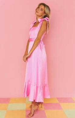 Show Me Your Mumu Garden Midi Dress ~ Pink Luxe Satin 9 Show Me Your Mumu Garden Midi Dress ~ Pink Luxe Satin -Show Me Your Mumu Sales MS3 5593 PK62 03