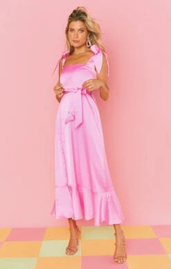 Show Me Your Mumu Garden Midi Dress ~ Pink Luxe Satin 12 Show Me Your Mumu Garden Midi Dress ~ Pink Luxe Satin -Show Me Your Mumu Sales MS3 5593 PK62 06