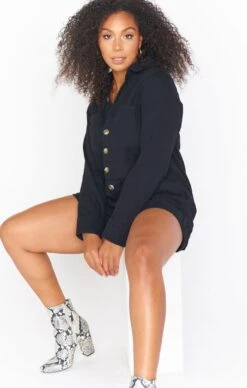 Show Me Your Mumu Tegan Jumper ~ Pitch Black -Show Me Your Mumu Sales bodydiversity sophia mumugirls 1.2233245