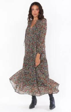 Show Me Your Mumu Birdie Maxi Dress ~ Black Floral -Show Me Your Mumu Sales fallreshoots courtney 8.212691 607a4f57 0d76 4398 ab73 90c2357bbc5e