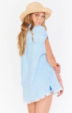 Show Me Your Mumu Martin Shirt ~ Light Chambray -Show Me Your Mumu Sales holiday21 jordynsophia 3.2545223