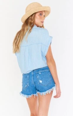 Show Me Your Mumu Martin Shirt ~ Light Chambray -Show Me Your Mumu Sales holiday21 jordynsophia 3.2545237
