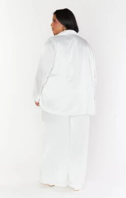 Show Me Your Mumu Felix Blazer ~ Ivory Luxe Satin 21 Show Me Your Mumu Felix Blazer ~ Ivory Luxe Satin -Show Me Your Mumu Sales judahpaige 1.529252