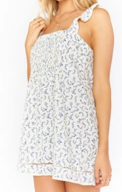 Show Me Your Mumu Odie Dress ~ Cornflower Blues 25 Show Me Your Mumu Odie Dress ~ Cornflower Blues -Show Me Your Mumu Sales spring21 jordyn 7.3010075